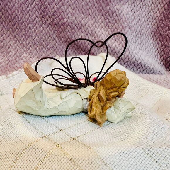 Angel Figurine - Picture 3 of 4